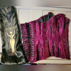 Passional brand floral embroidered silk overbust corset size 28